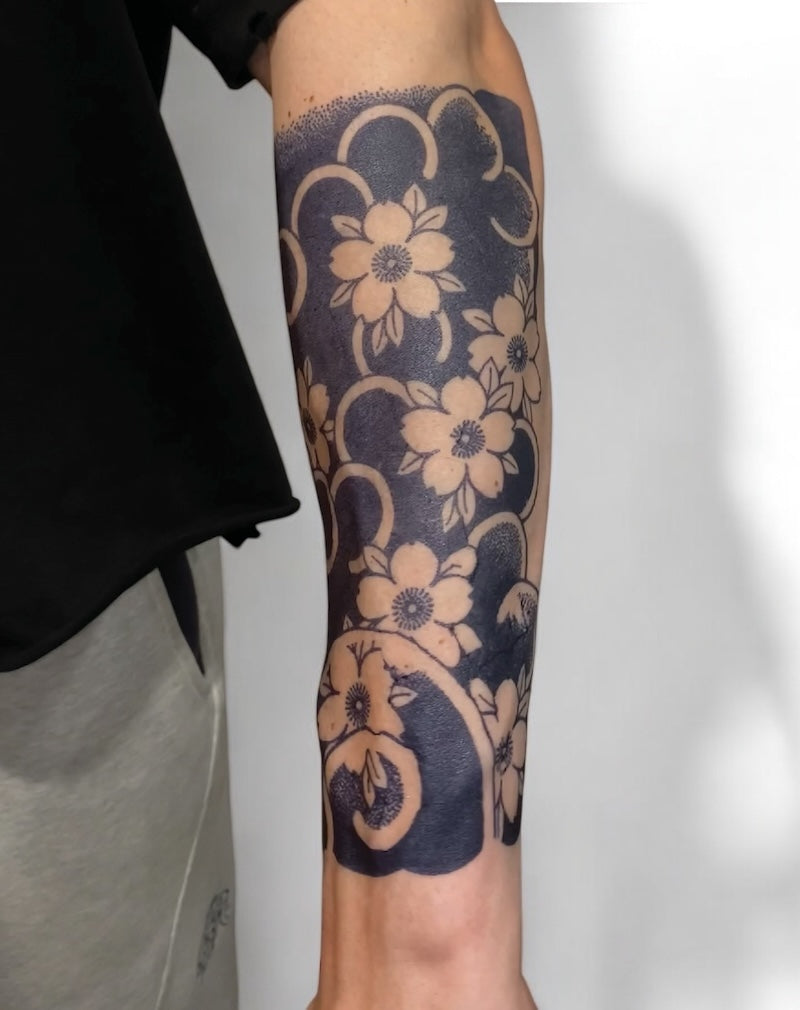 (Half Sleeve) Japanese Blossoms - Semi-Permanent Tattoo