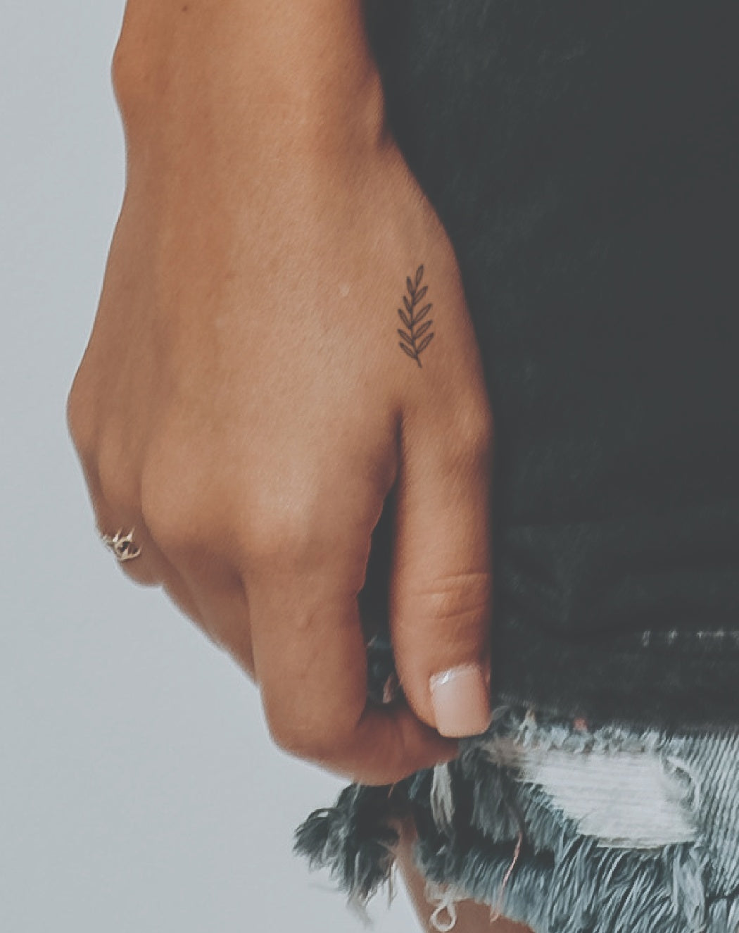 Leaf Branch - Semi-Permanent Tattoo